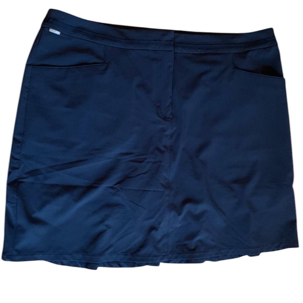 Nivo Sport Navy Blue Skort Women’s size 12 - NWT
